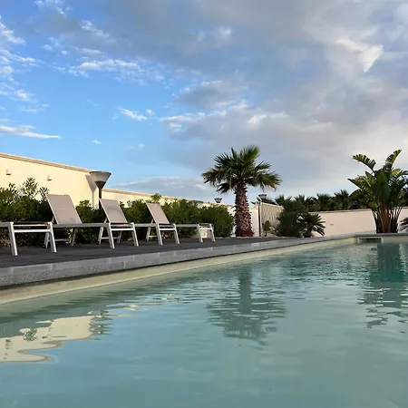 Vistamare Garden Relax
